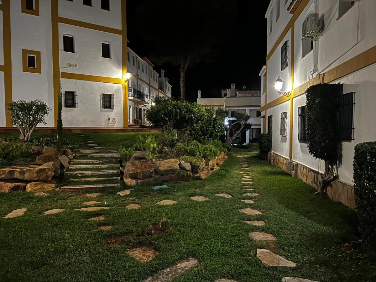 Вилла Ruhiges Eckreihenhaus Mit Pool In La Sella Zarzas One Denia Педрегер Экстерьер фото
